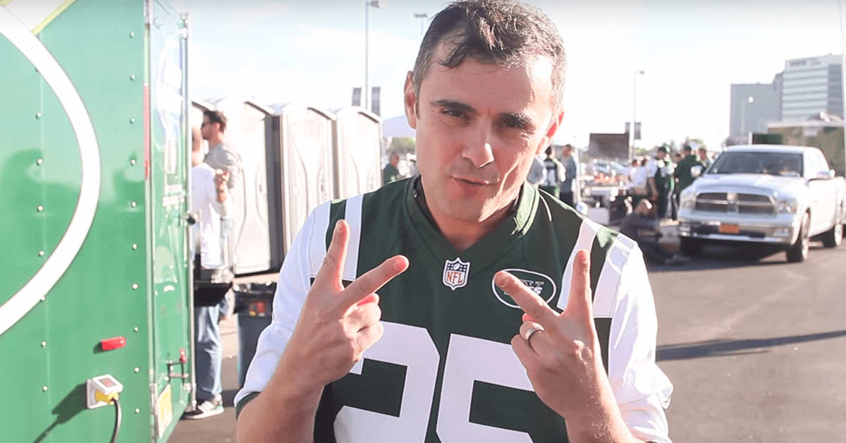 Gary Vaynerchuk at a tailgating party for the New York Jets