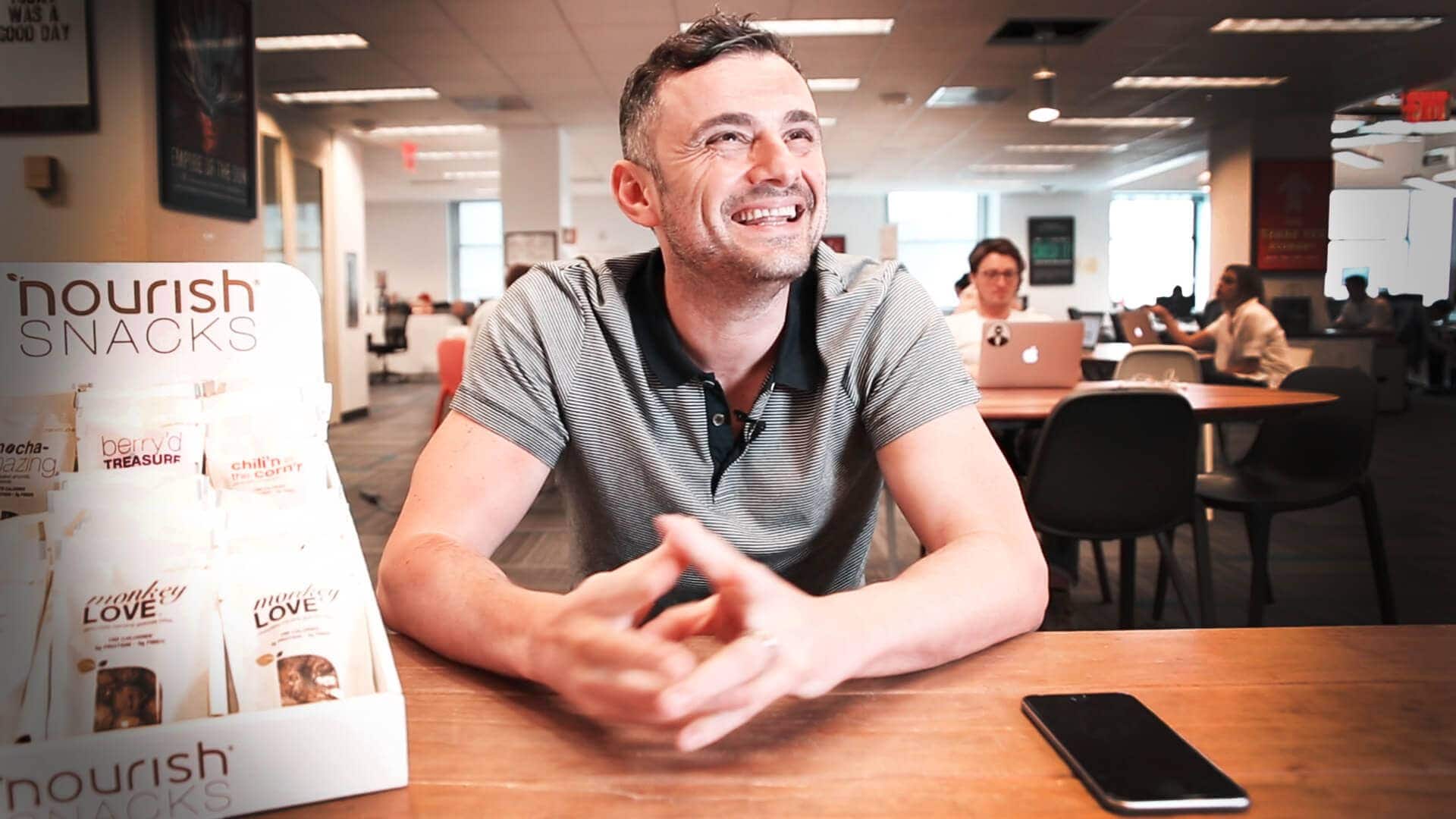 #AskGaryVee Episode 109: Stupid Questions, Integrity, & Gary Gives Relationship Advice