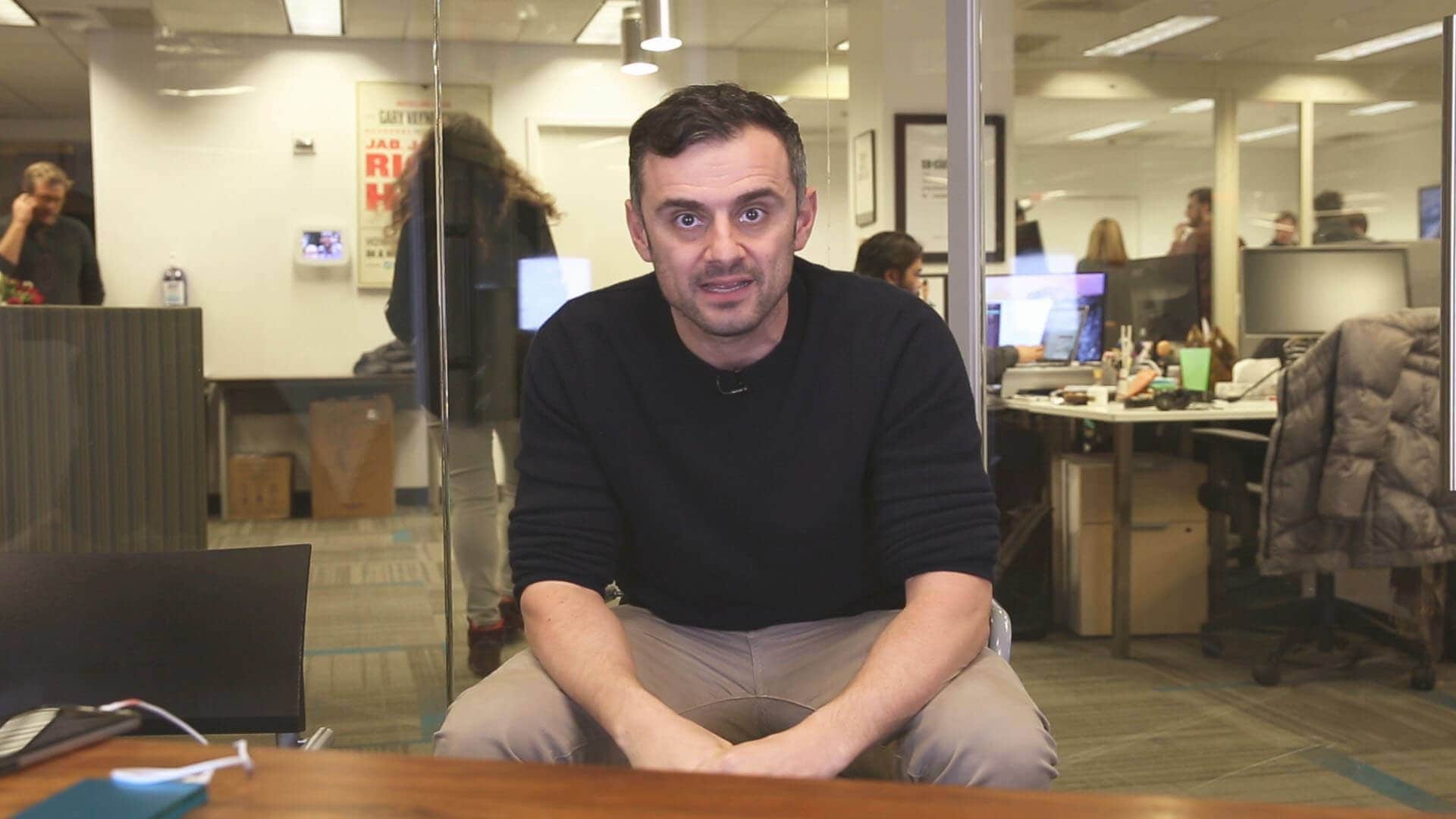 The Future of the Music Industry, Crush It!, and Anchor as Podcasting App: #AskGaryVee Episode 183